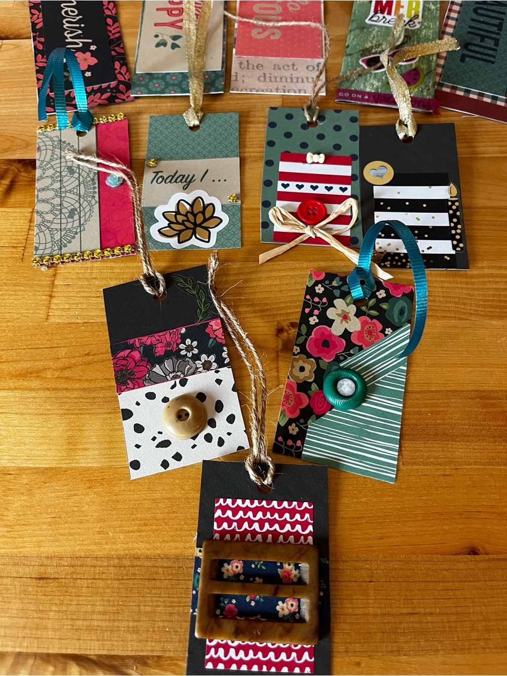 Handcrafted Bookmarks, hang tags and cards - Picture 7 of 9